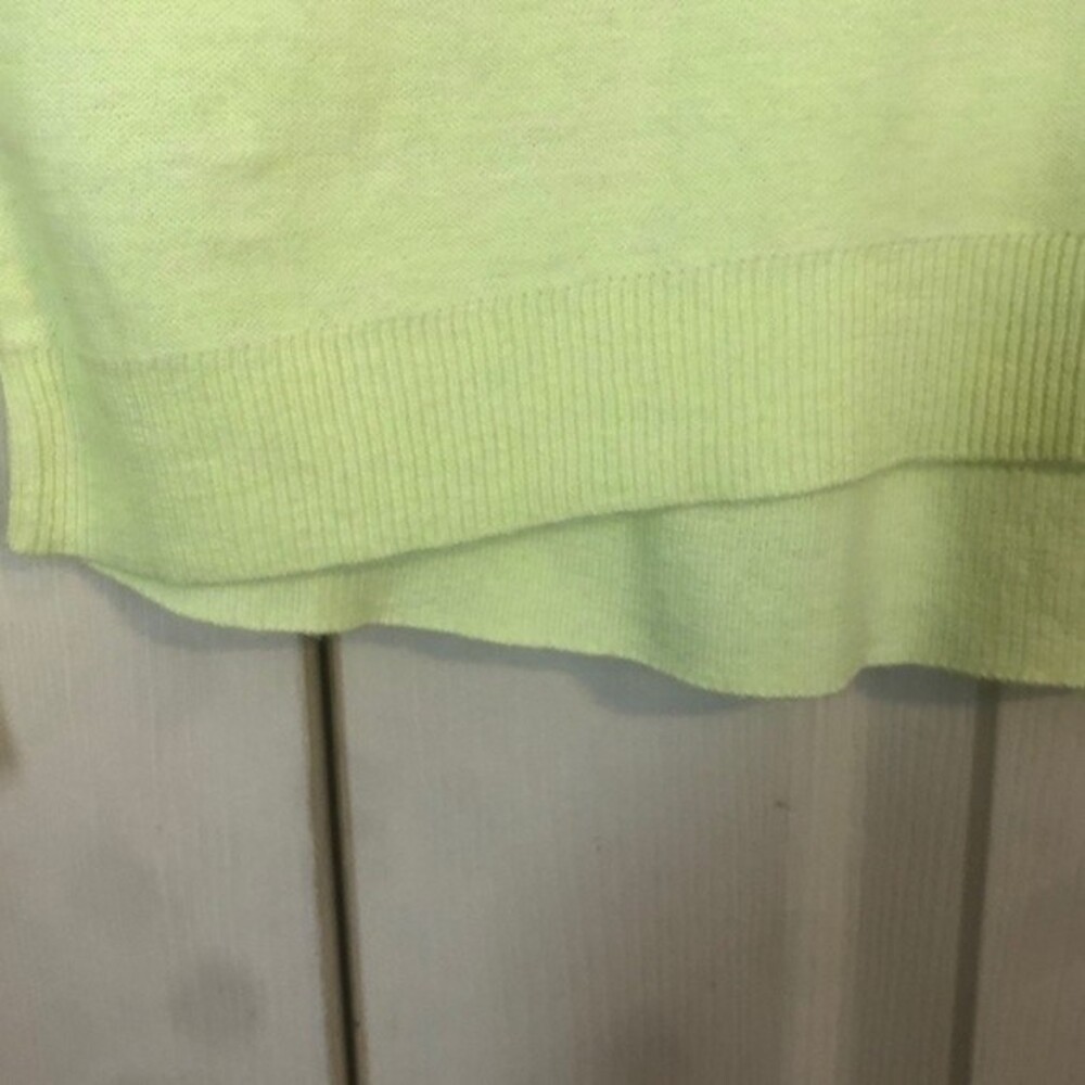AMERICAN EAGLE X-Small Bright Yellow Pullover Sweater Sweatshirt Crewneck NWT - Picture 2 of 7